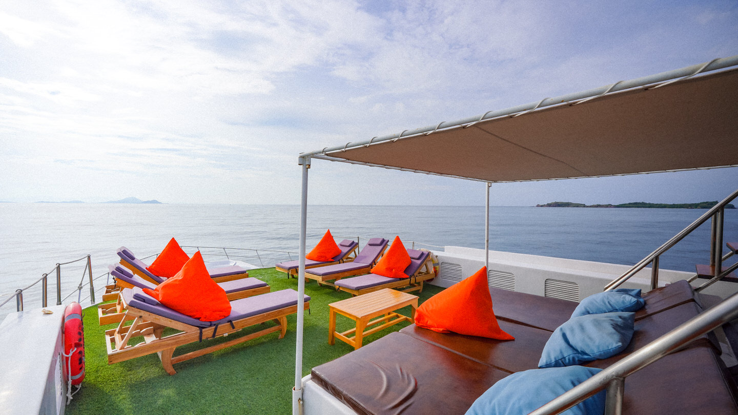 Ocean-Angel-Sundeck-and-Relax-Area-6