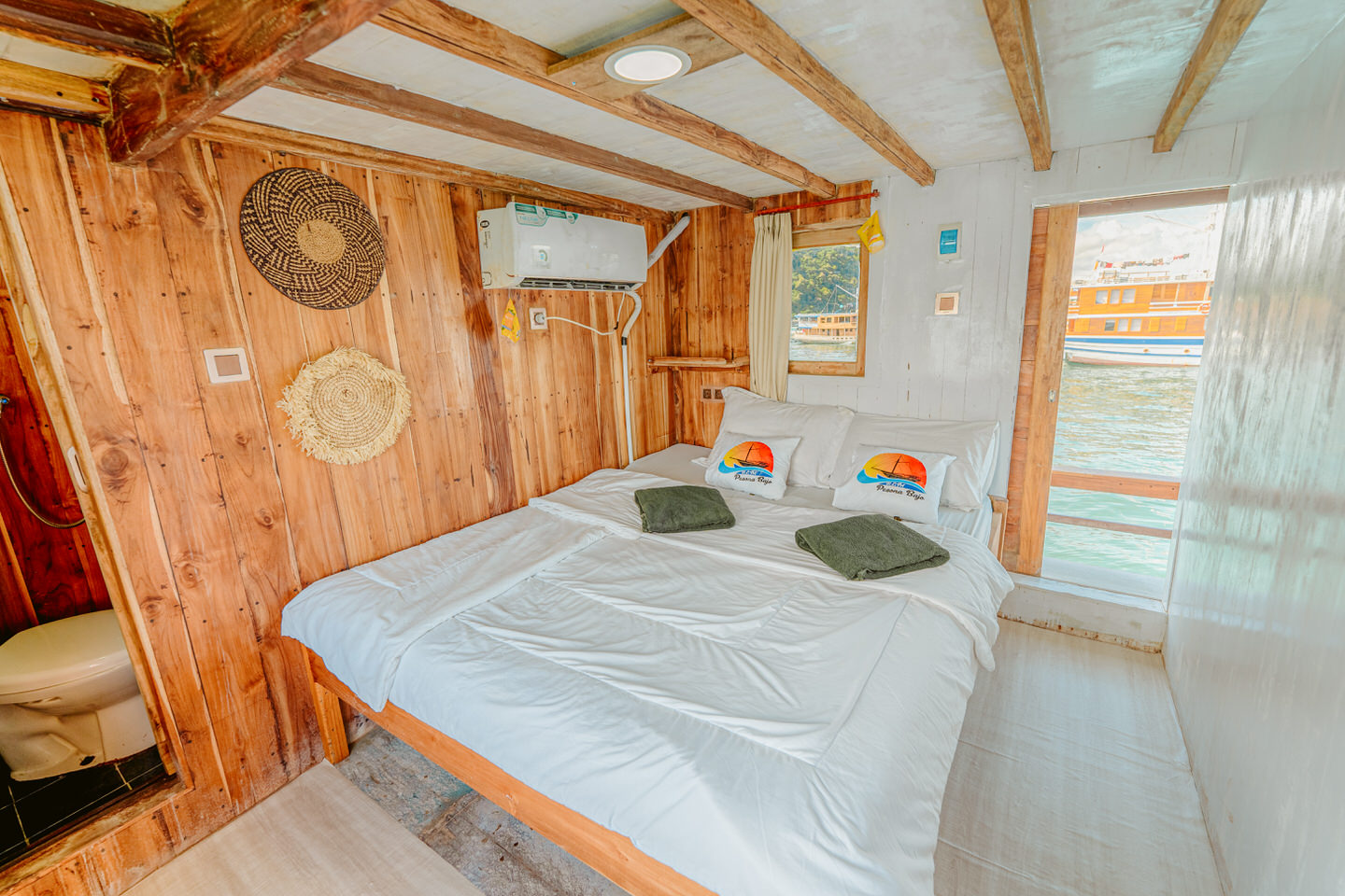 WIL05703-HDR