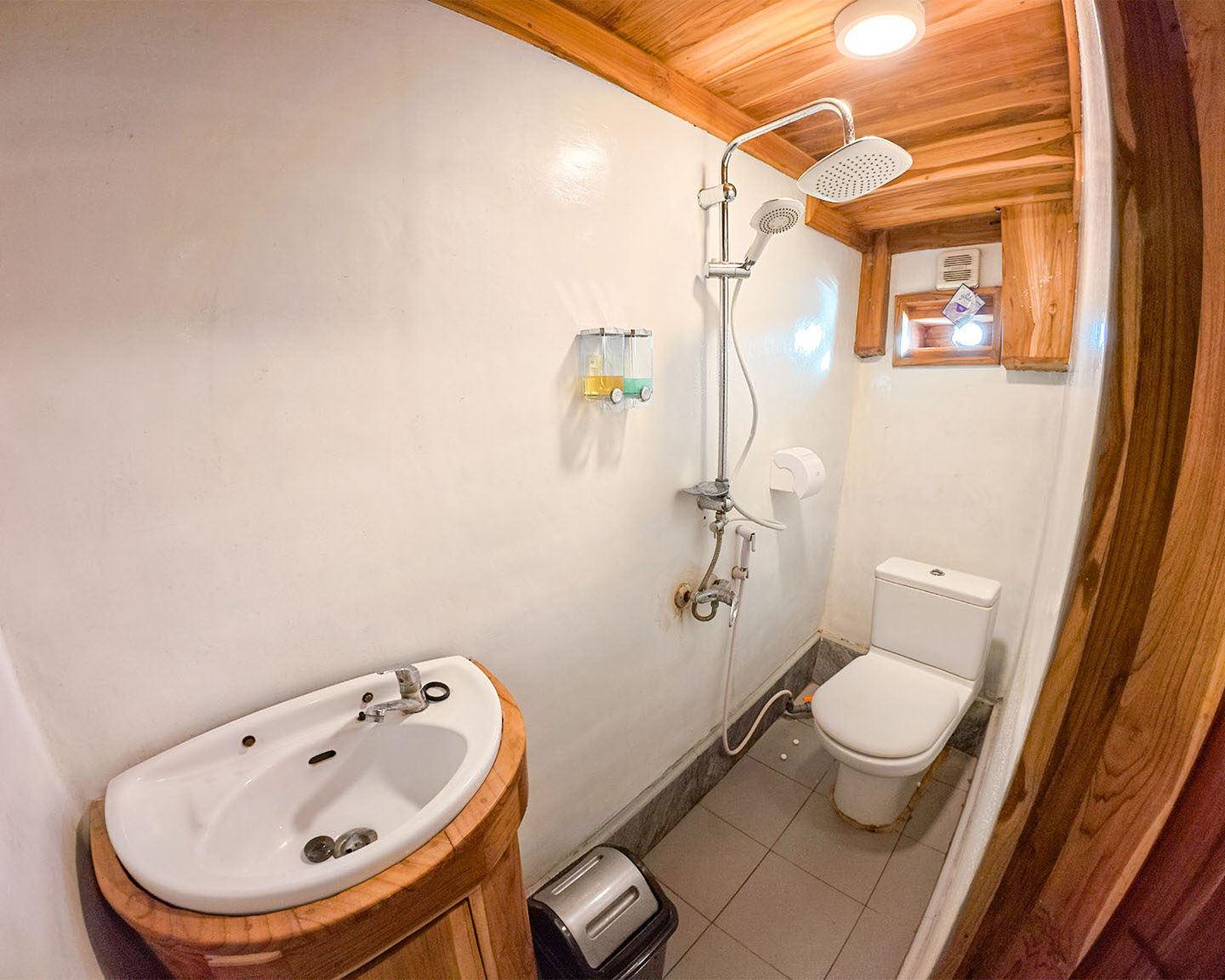 alfathran_sumbawa_cabin_1