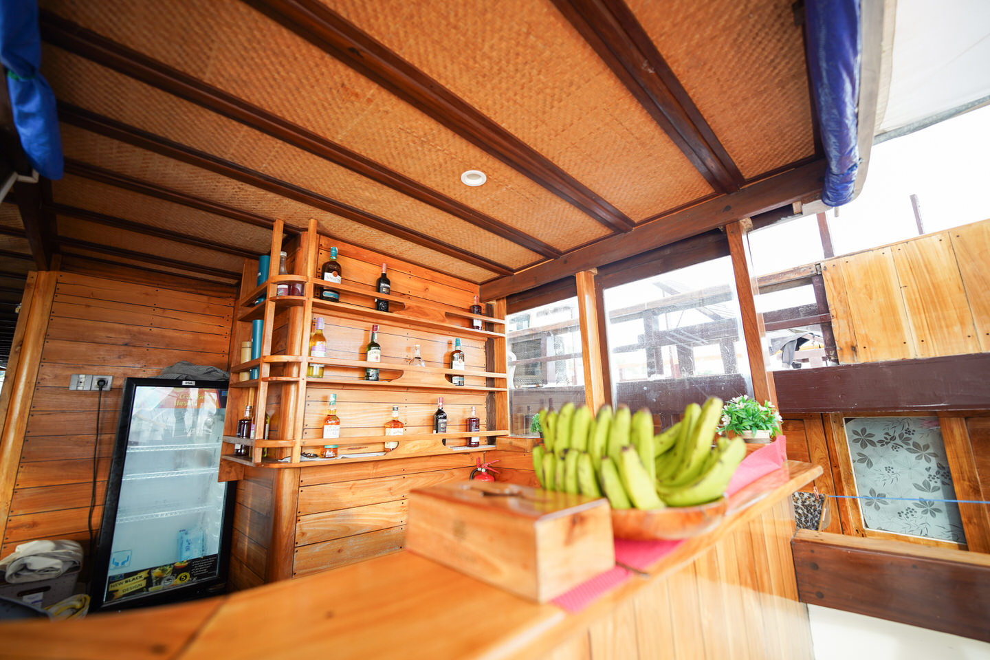 bar_yumana_facility_15