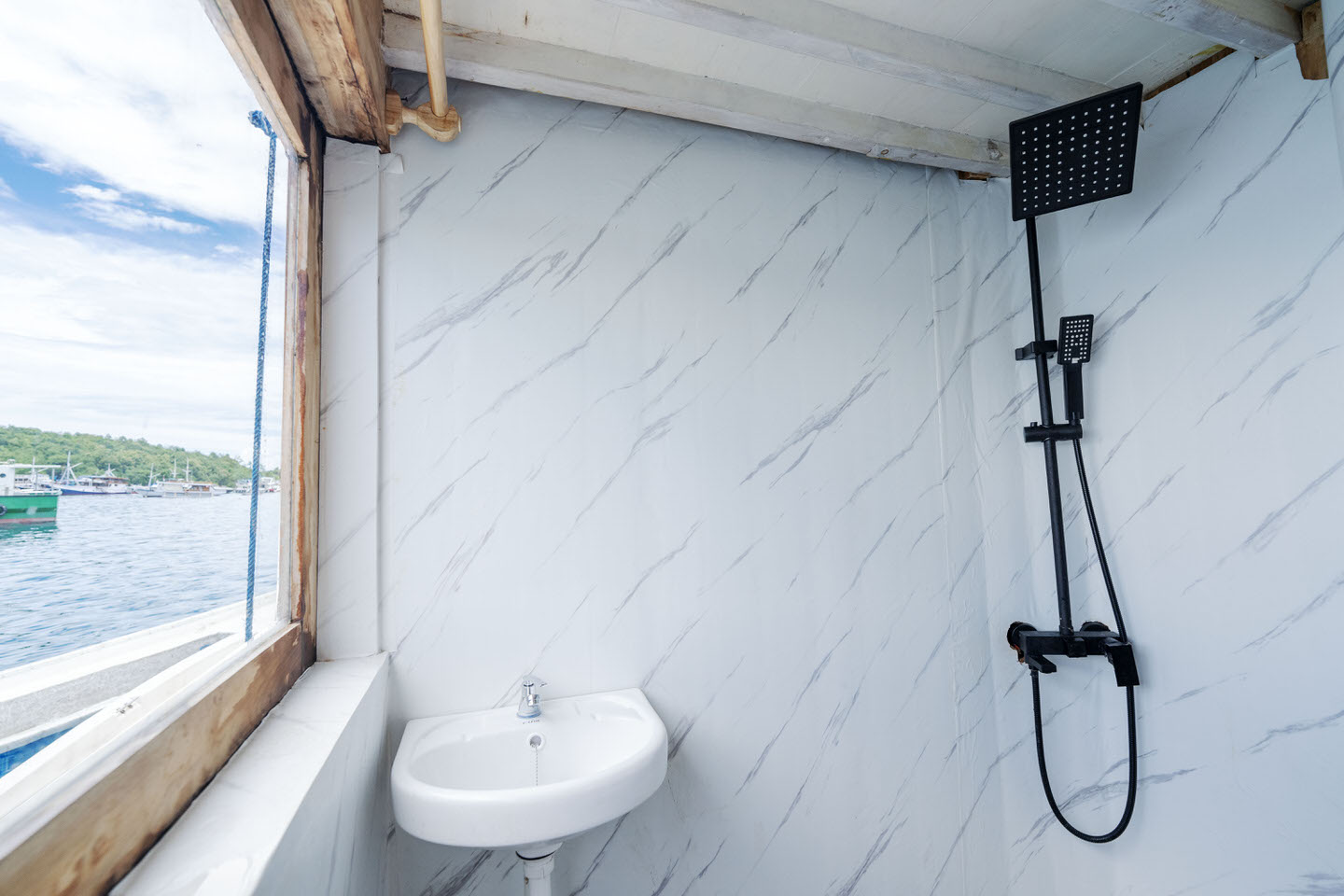 maheswari_signatureocean_2_bathroom_3