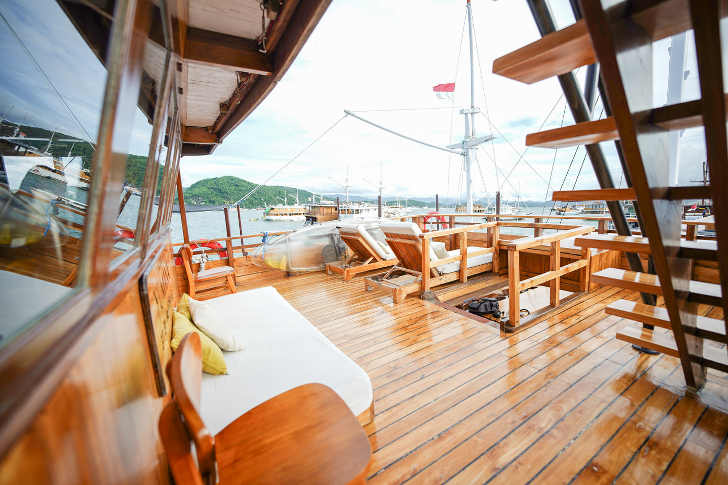 sundeck upper deck_yumana_facility_18